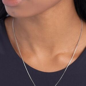 Elegant Silver Necklace